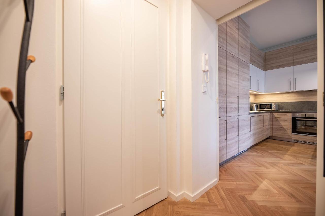 Friendly Apartments In Prag Eksteriør billede