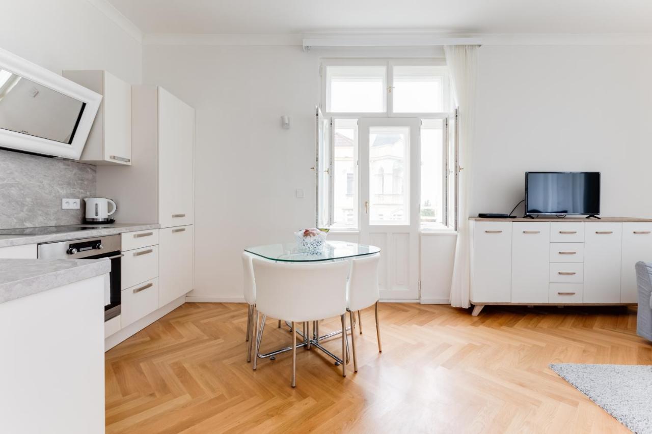 Friendly Apartments In Prag Eksteriør billede
