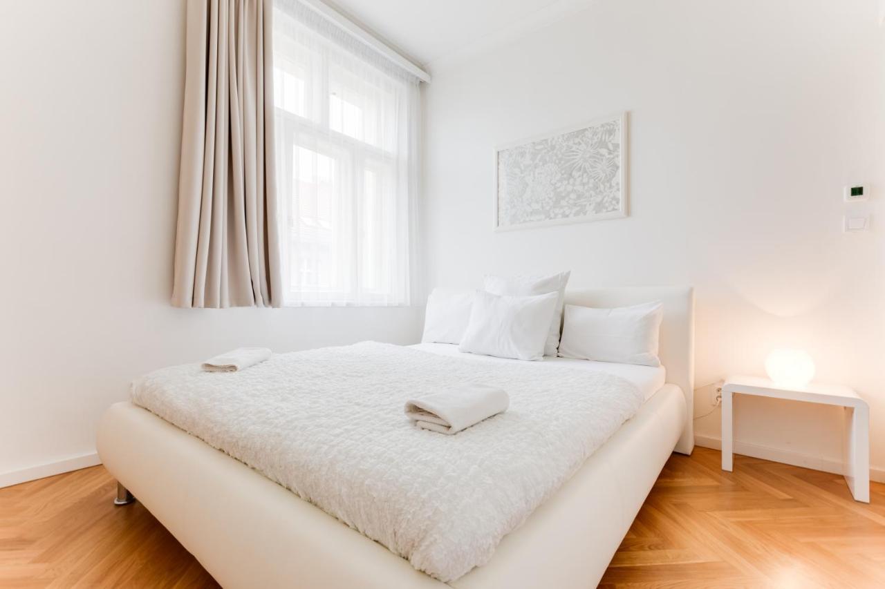Friendly Apartments In Prag Eksteriør billede