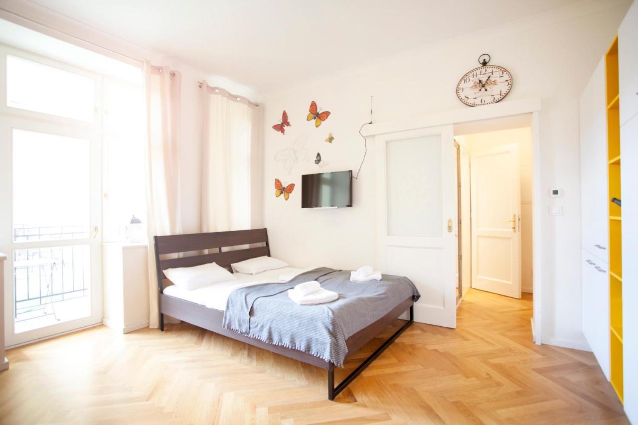 Friendly Apartments In Prag Eksteriør billede
